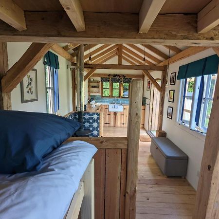 Gaggle Of Geese Pub - Shepherd Huts & Bell Tents Dorchester Exteriér fotografie